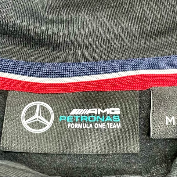 Mercedes AMG Petronas Hoodie F1 Team Black Men's Size Medium EUC - Picture 5 of 12